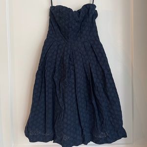 Gap Size 0 Blue Strapless Eyelet Dress
